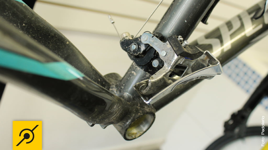 Limpeza profissional de bicicletas - Câmbio dianteiro