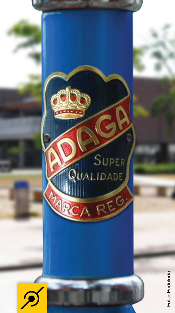 Emblema Adaga, brasileira